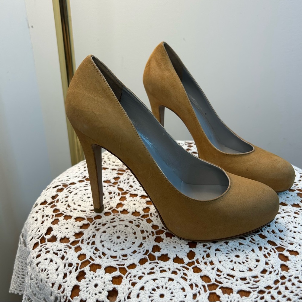 Sergio Rossi Tan Heels